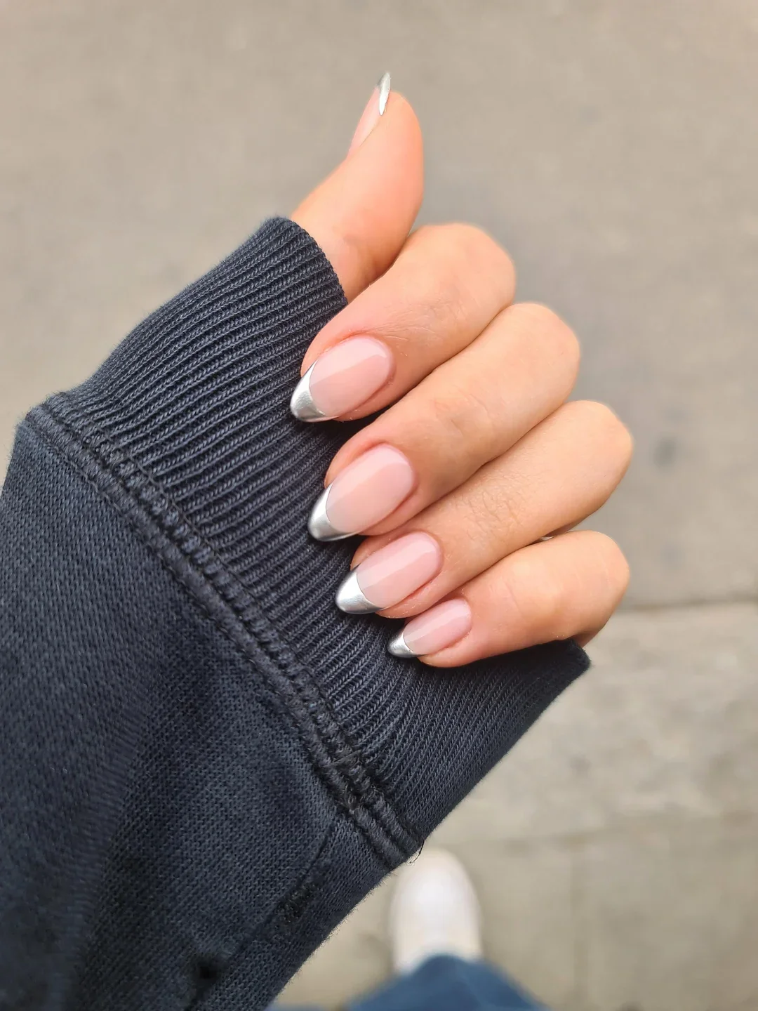 23 Chrome Nails For Modern Elegant Manicure Looks