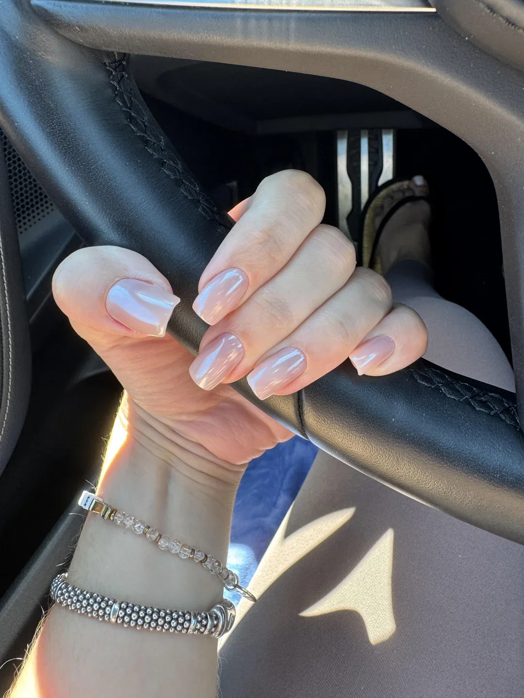 23 Minimalist Nude Nails For Timeless Chic Looks