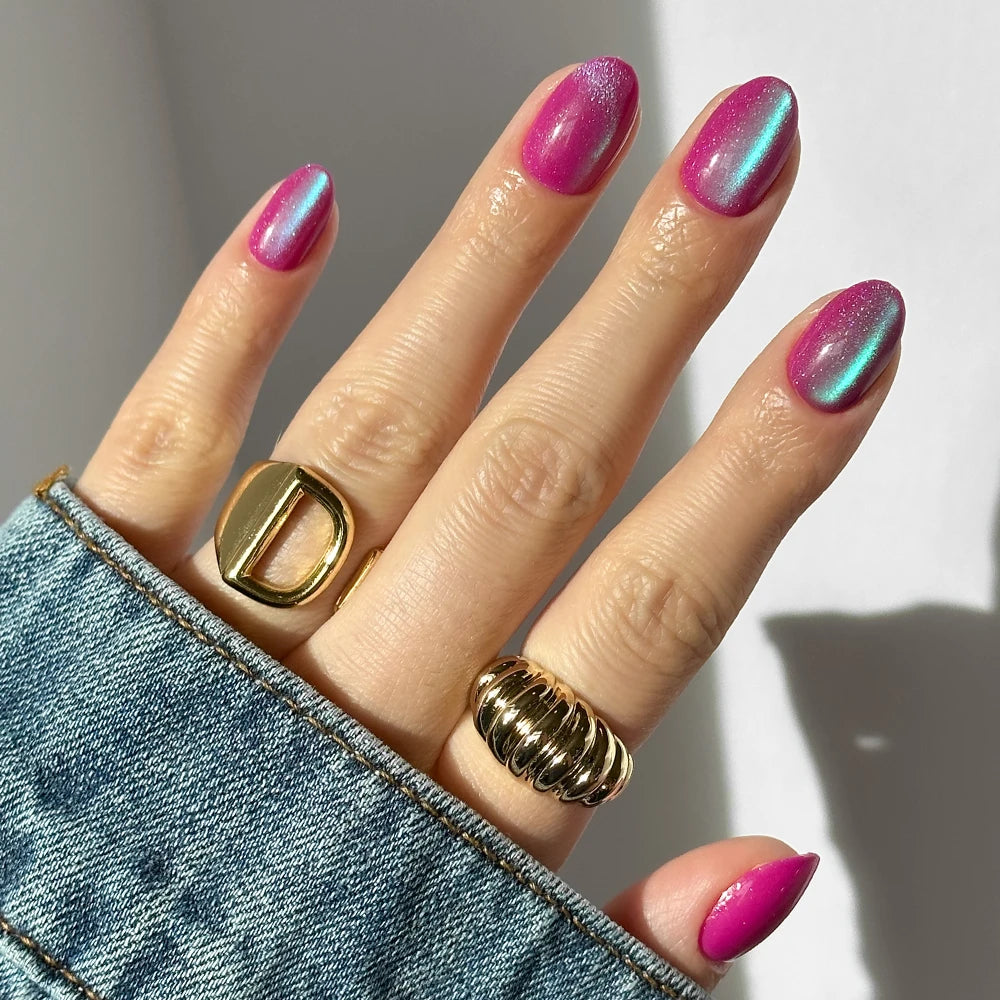 Electric Pink Cat-Eye — Short Oval Nails