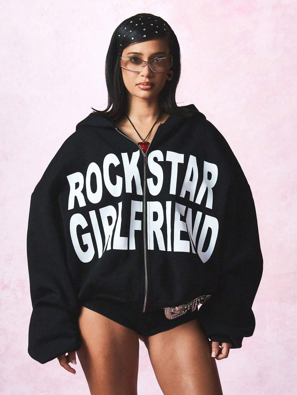 Oversized Hoodie with 'Rockstar Girlfriend' Text for Casual Cool Oversized Hoodie with 'Rockstar Girlfriend' Text for Casual Cool — Rockstar Girlfriend Outfits