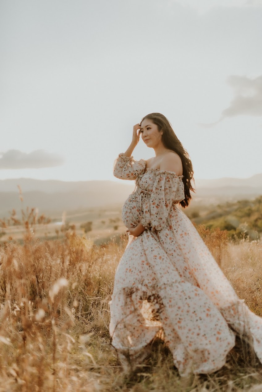 Photoshoot Outfit Idea — Maternity Photoshoot Outfits
