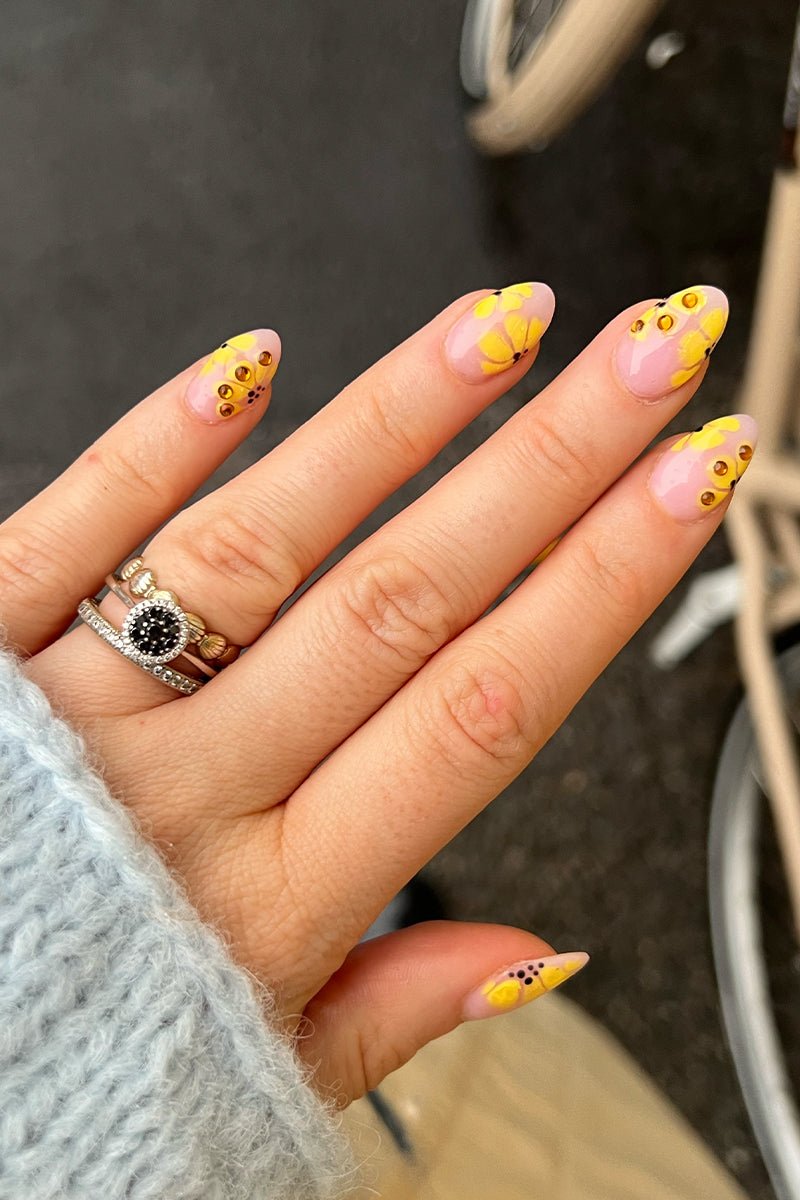 Shimmer Visual Idea — Gel Nails