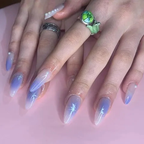 Lavender Gradient Stilettos with Stars and Pearls — Airbrush Nails