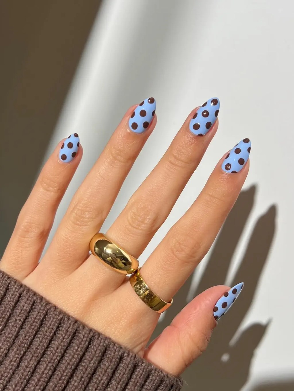 Retro Light Blue Polka Dot Stilettos Retro Light Blue Polka Dot Stilettos — Light Blue Nails