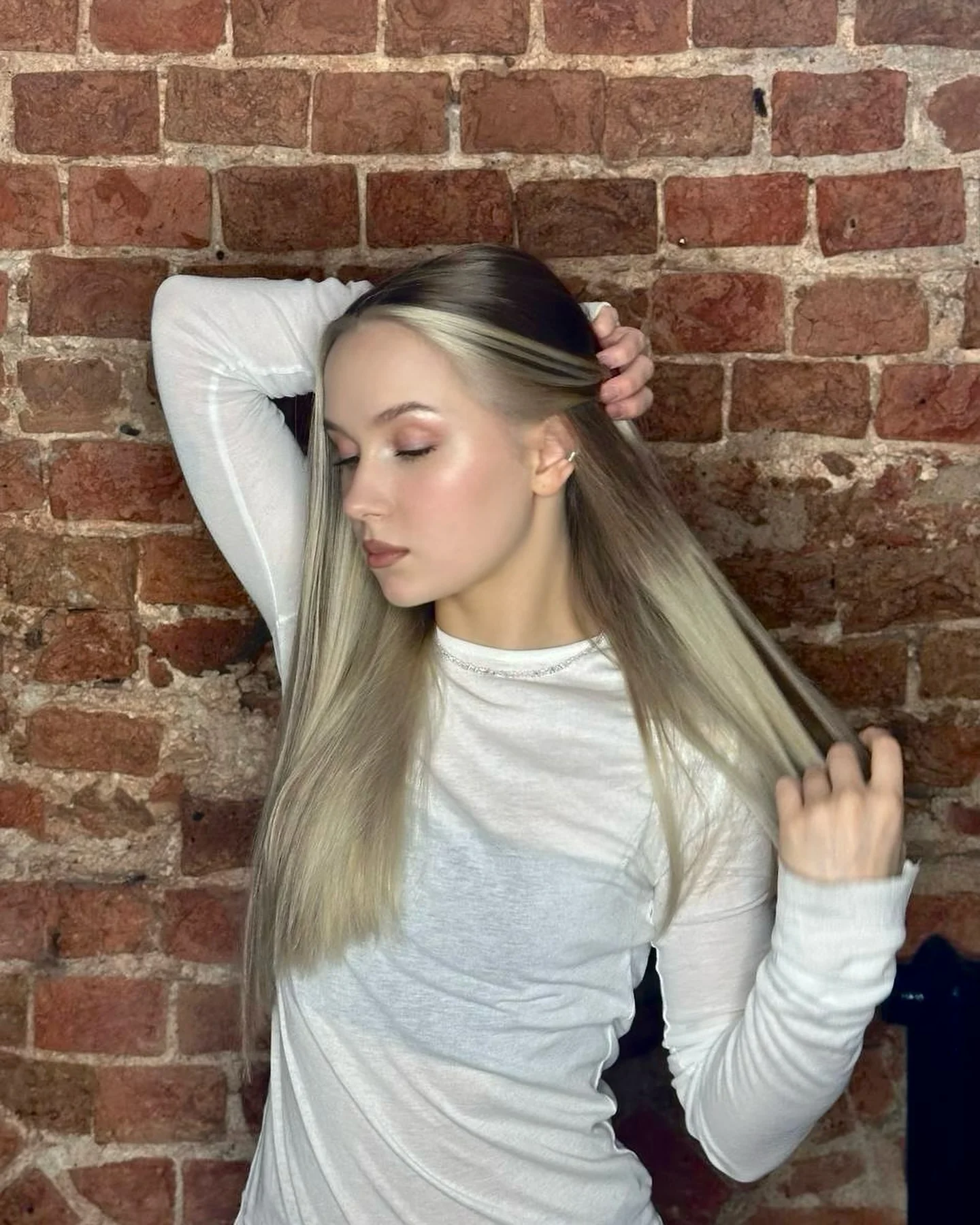 30 Halo Hair Color Ideas for a Trendy Look and a Fresh New Style