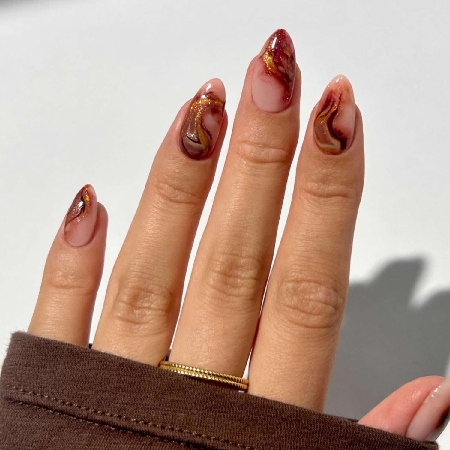 Sheer Nude Marble Swirls with Gold Sheer Nude Marble Swirls with Gold — Marble Nails