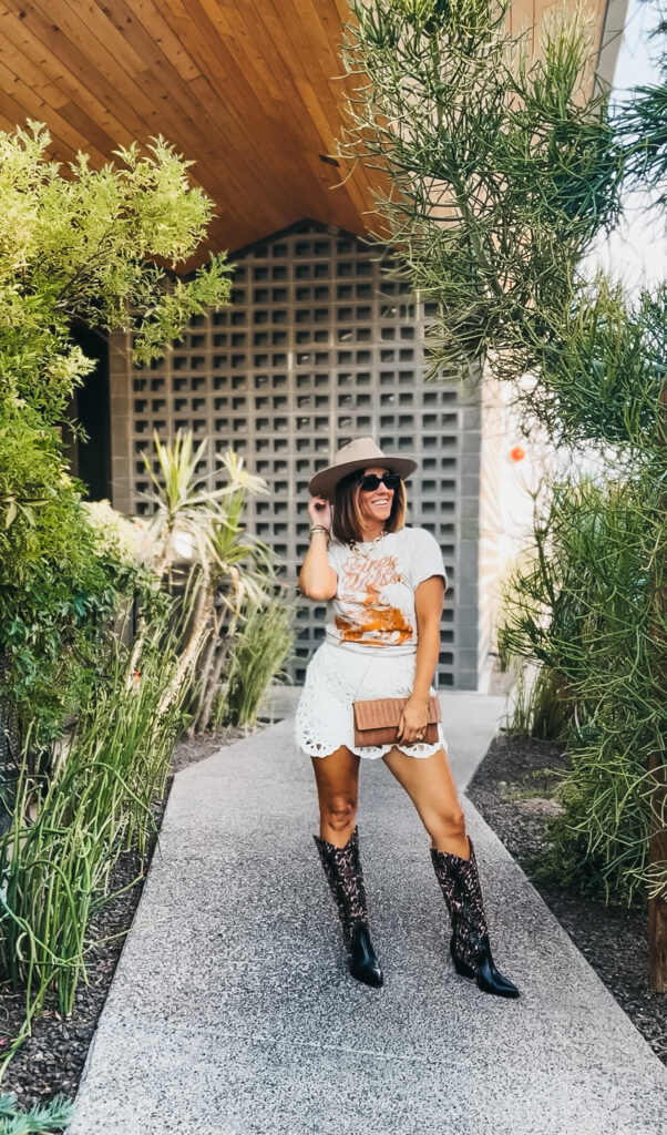 Graphic Tee with Lace Mini Skirt and Patterned Cowboy Boots Graphic Tee with Lace Mini Skirt and Patterned Cowboy Boots — Country Concert Outfits