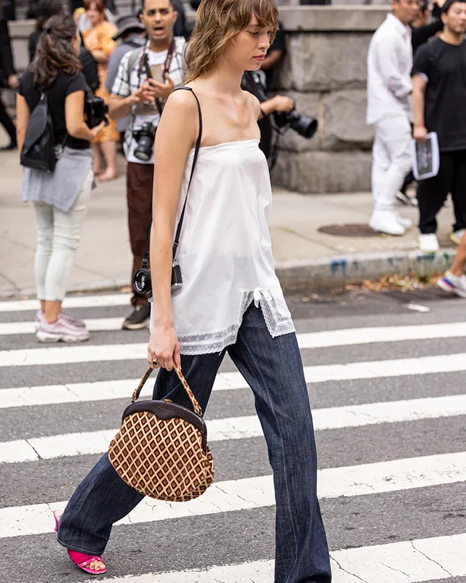 Lace-Trimmed Camisole with Wide-Leg Jeans and Pink Heels Lace-Trimmed Camisole with Wide-Leg Jeans and Pink Heels — Indie Outfits
