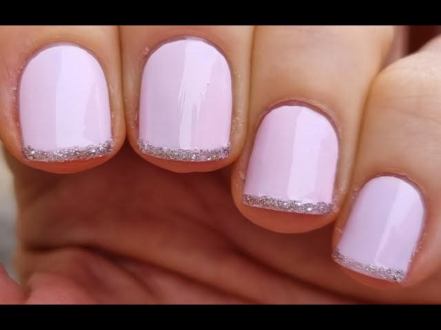 Glossy Base Glitter Tips Visual Idea Glossy Base Glitter Tips Visual Idea — Micro French Nails