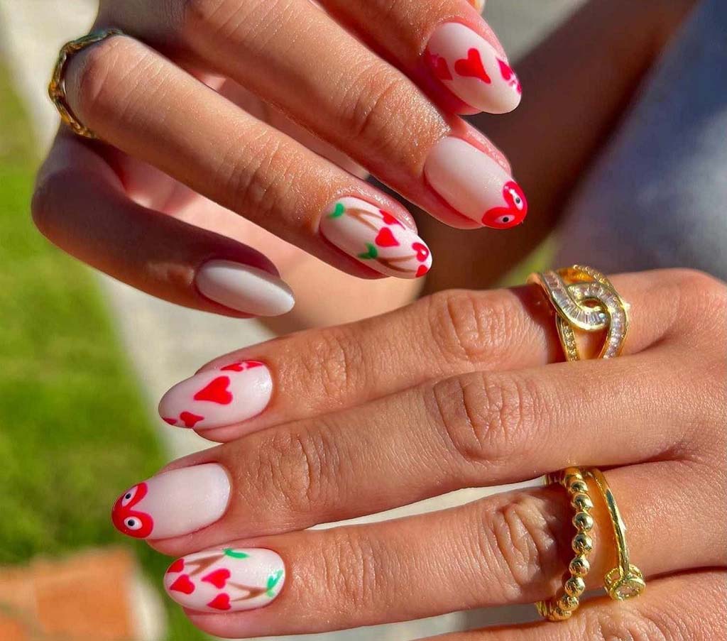 Short Oval White Base With Cherries and Hearts Short Oval White Base With Cherries and Hearts — Cherry Nails