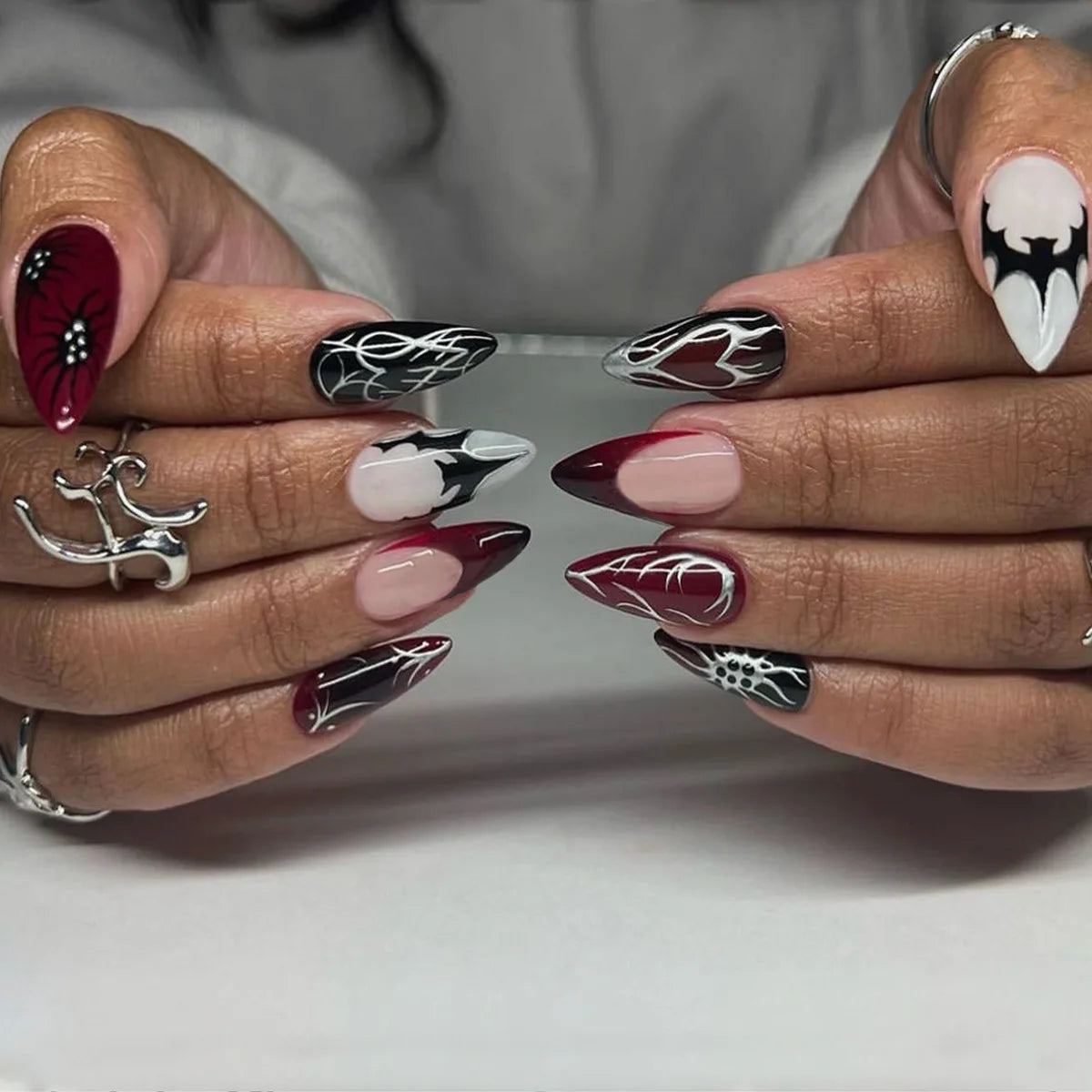 Gothic Halloween Visual Idea Gothic Halloween Visual Idea — Goth Nails