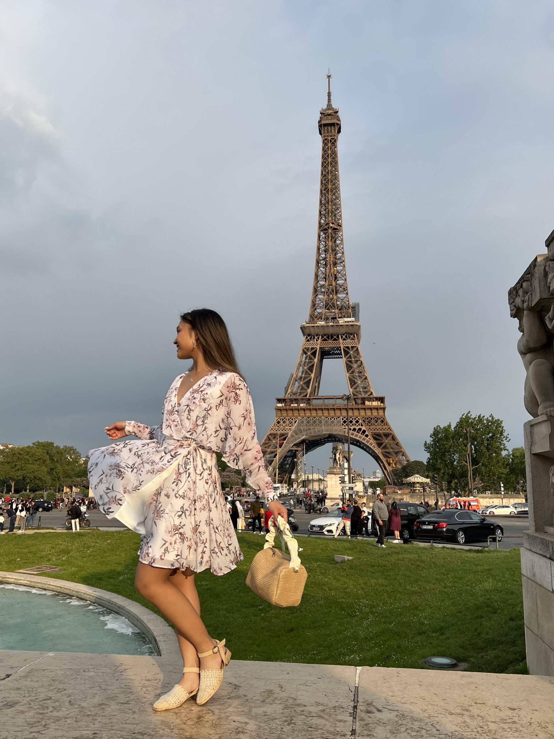 Floral Print Wrap Dress with Beige Sandals Floral Print Wrap Dress with Beige Sandals — Paris Outfits
