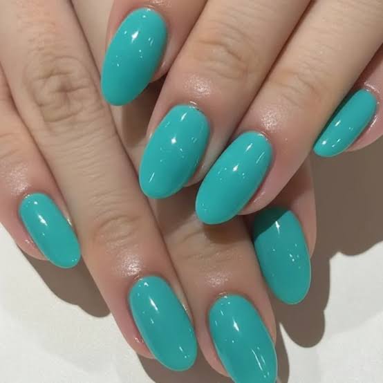Bright Opaque Teal Glossy Nails — Teal Nails