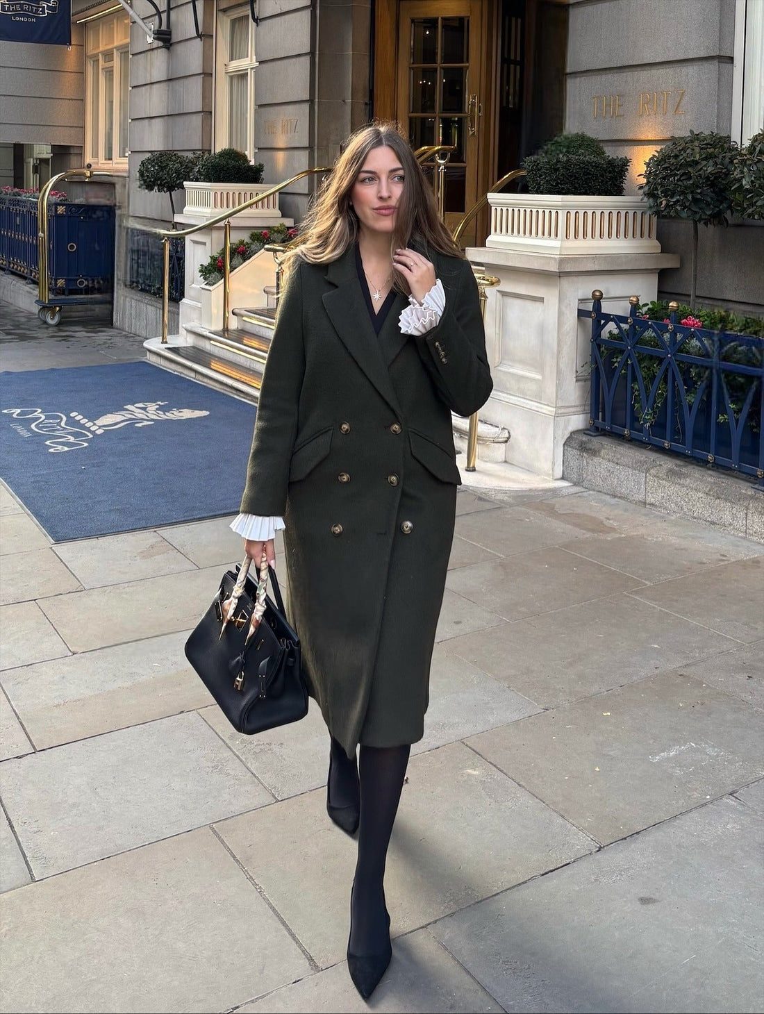 Statement Dark Green Wool Coat Over Black Attire Statement Dark Green Wool Coat Over Black Attire — Old Money Outfits
