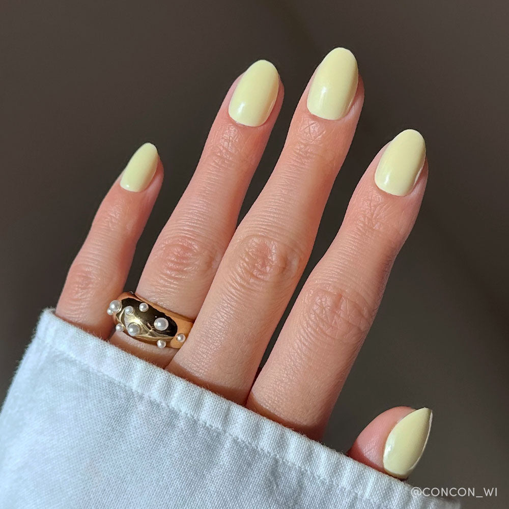 Solid Color Visual Idea Solid Color Visual Idea — Oval Nails
