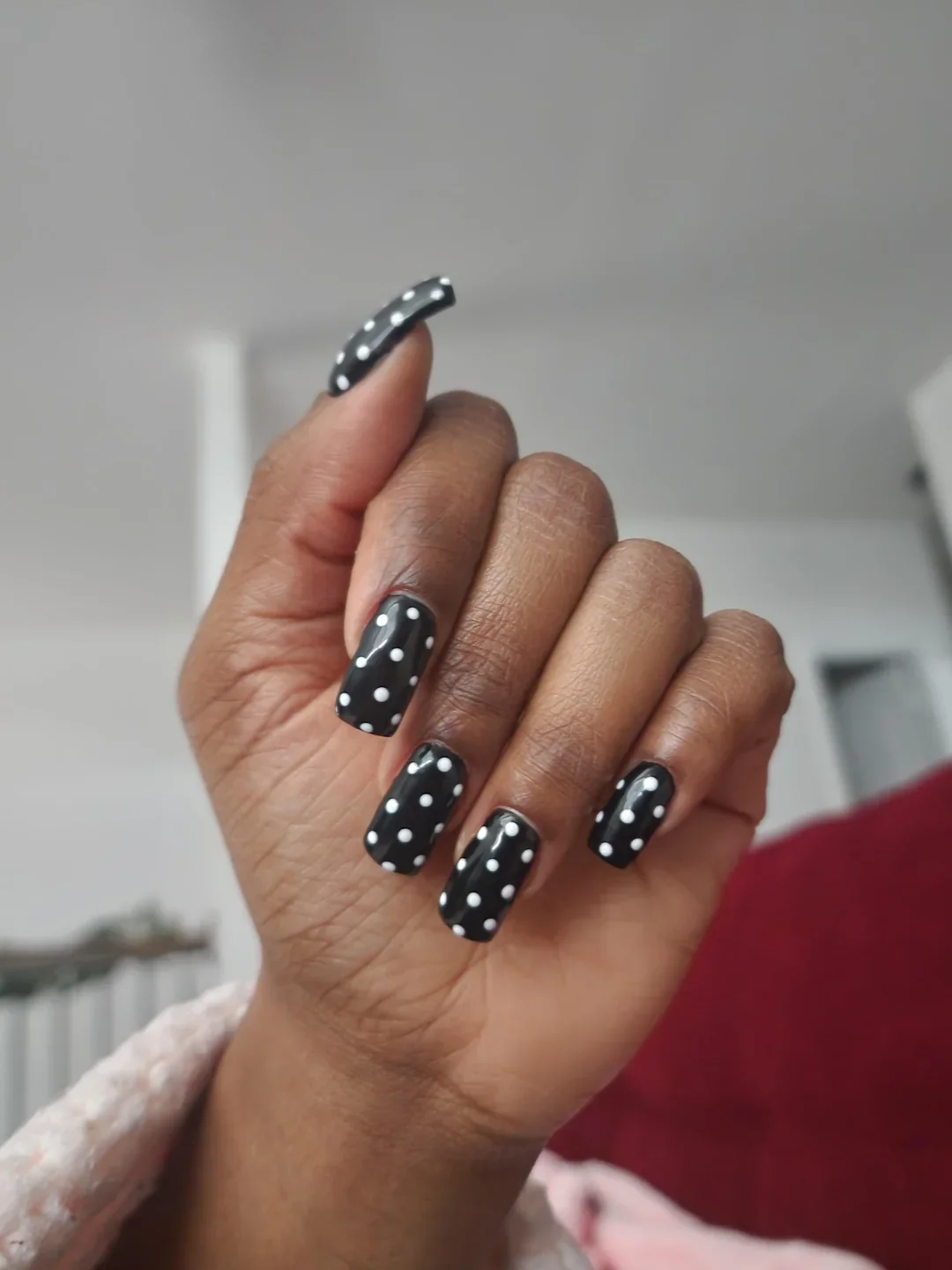 26 Polka Dot Nails Trend: Cute and Stylish Manicure Ideas