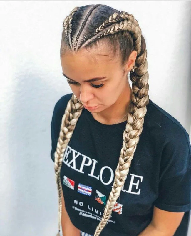 22 Simple and Beautiful Everyday Hairstyles for 2026