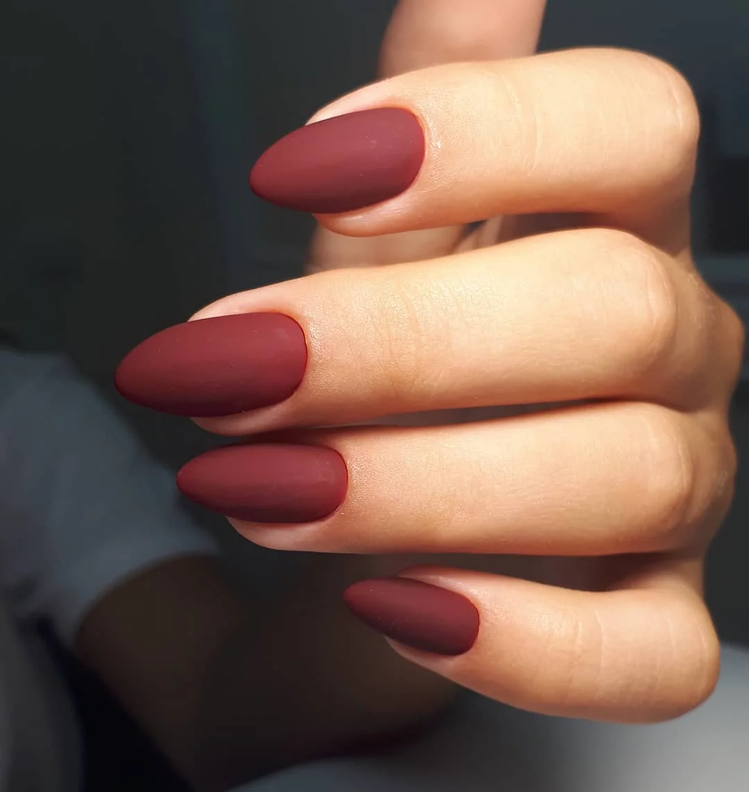 25 Chic Nail Color Ideas For Women for Effortless Everyday Style