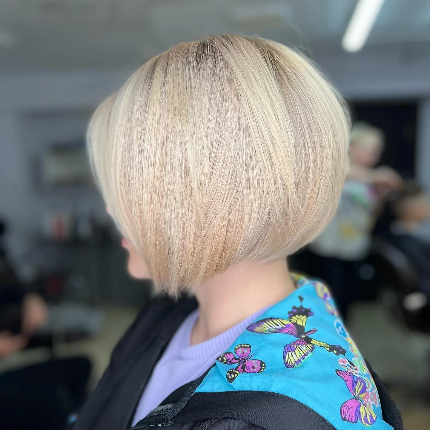27 Stacked Angled Bob Haircuts for Modern Women