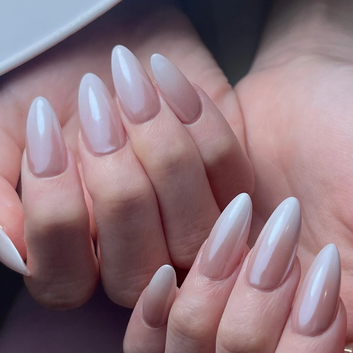 29 Elegant Pearl Chrome Nails: The Elegant Manicure Trend Taking Over Pinterest