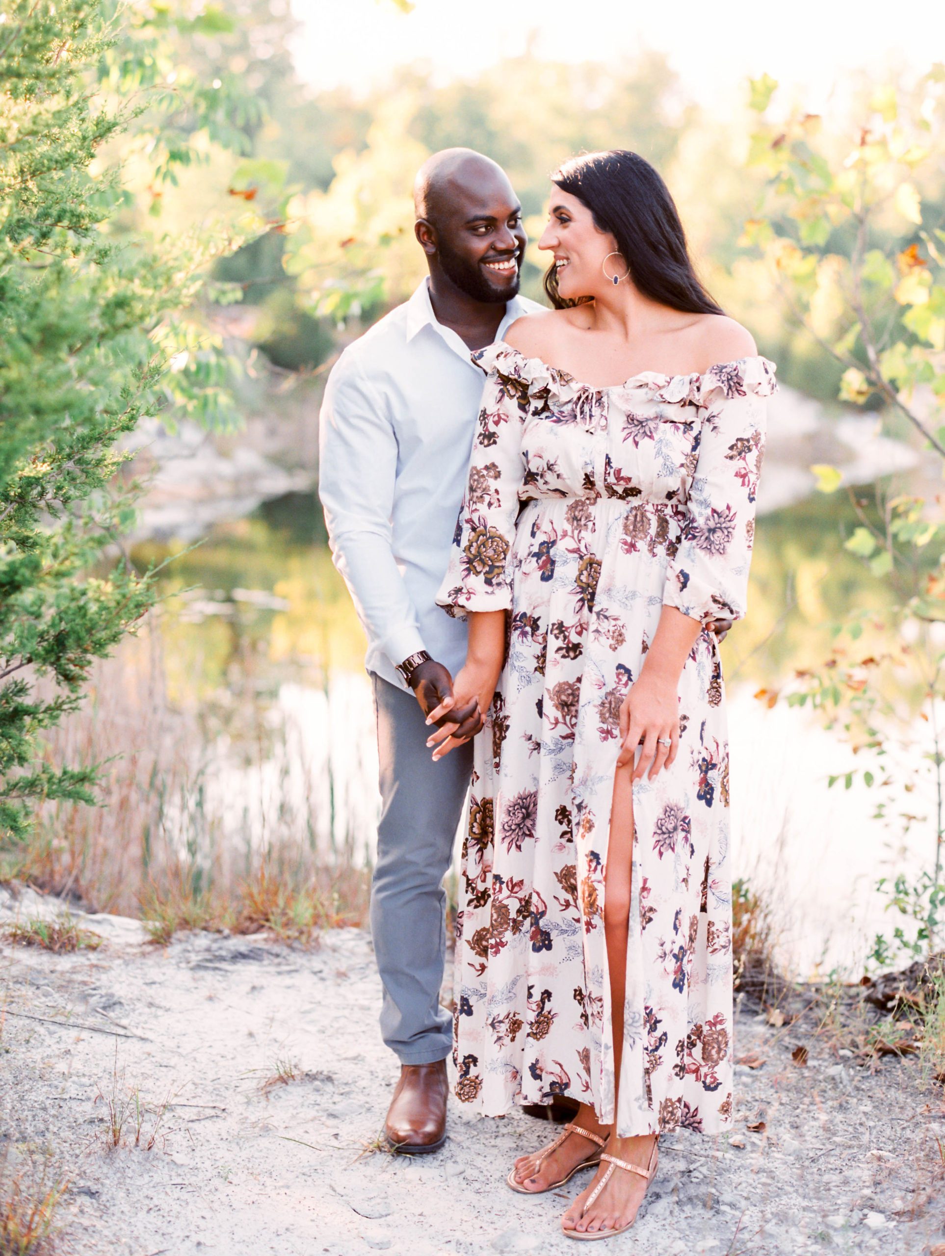 Bohemian Maxi Dress Engagement Look Bohemian Maxi Dress Engagement Look — Engagement Photo Outfits