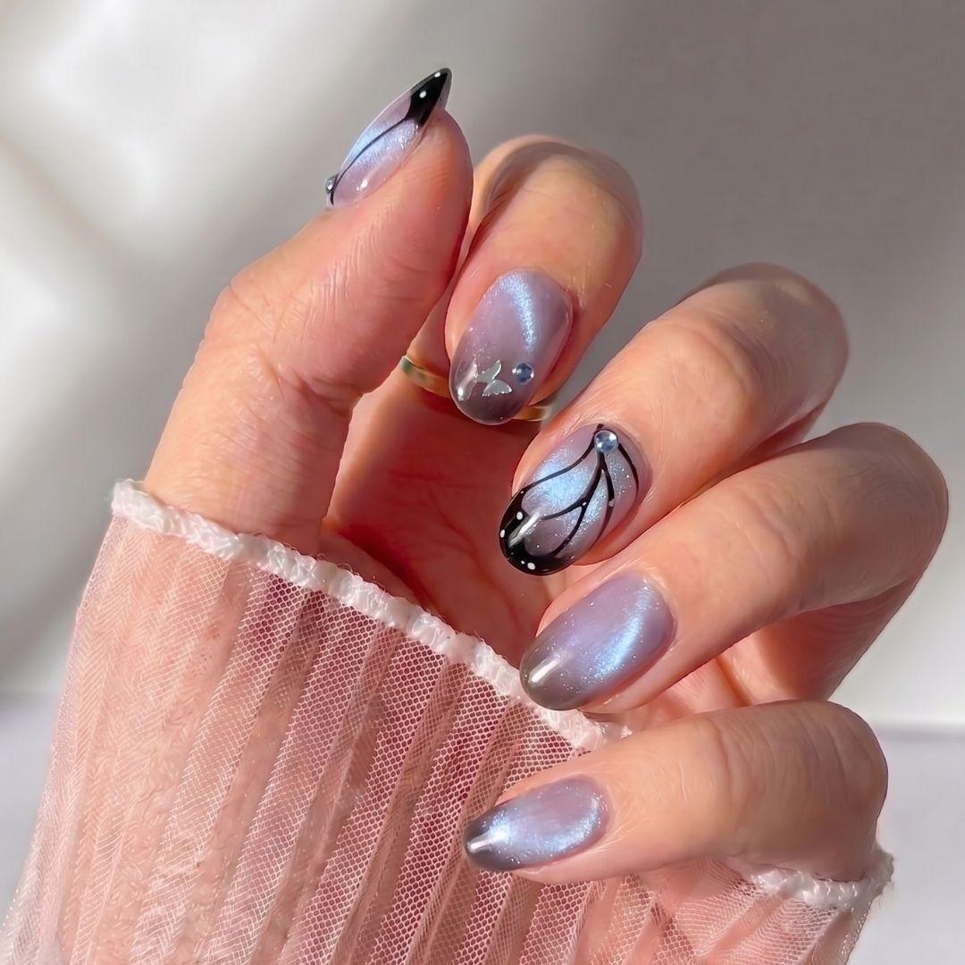 Gradient Butterfly Stiletto Cat Eyes Gradient Butterfly Stiletto Cat Eyes — Cat Eye Nails