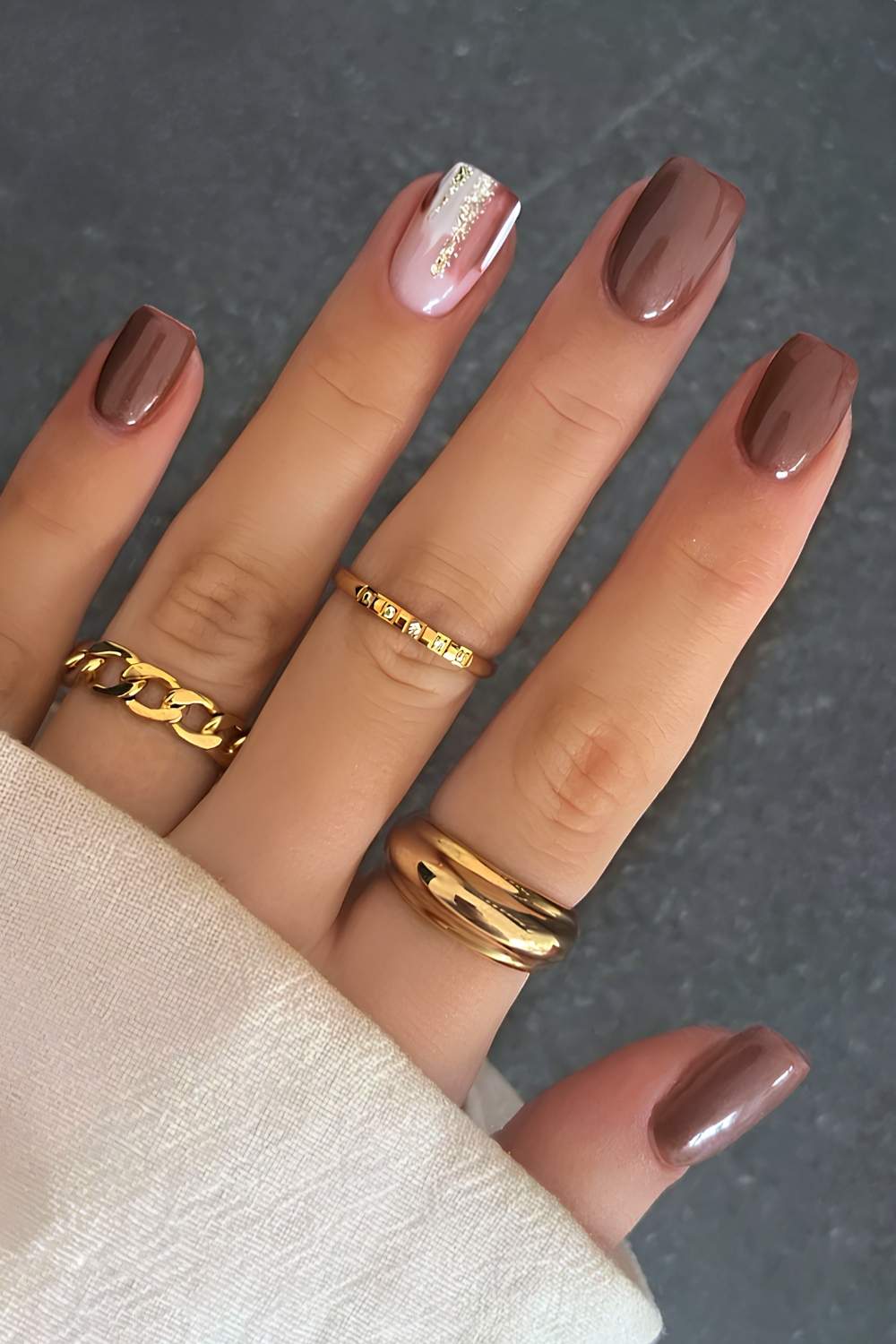 Glossy Visual Idea Glossy Visual Idea — Brown Nails