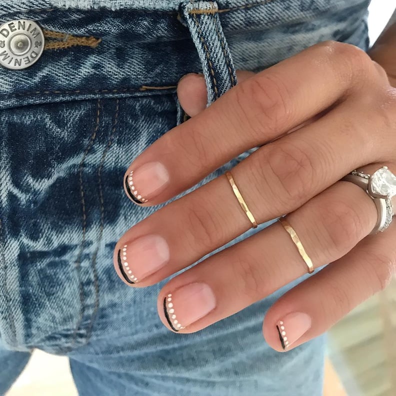Black Lines White Dots Visual Idea Black Lines White Dots Visual Idea — Work Nails
