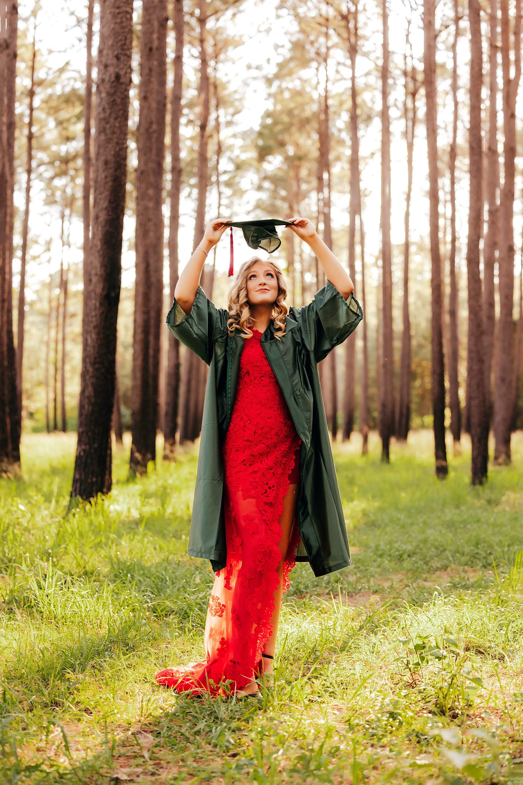 What to Wear for Senior Pictures | 5 Senior Picture Outfits for Your Session