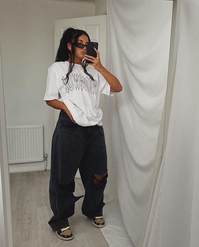 Beige And Brown Sneakers Outfit Idea — Streetwear Outfits