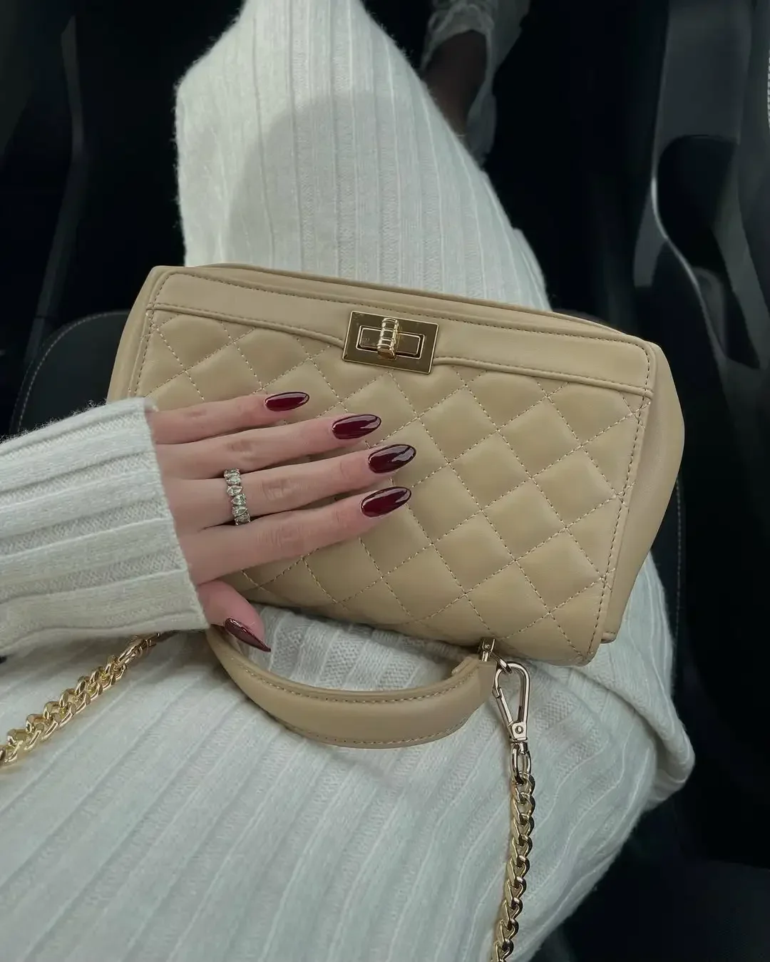 27 Luxurious Old Money Nail Ideas 2026: Elegant Manicure Inspiration