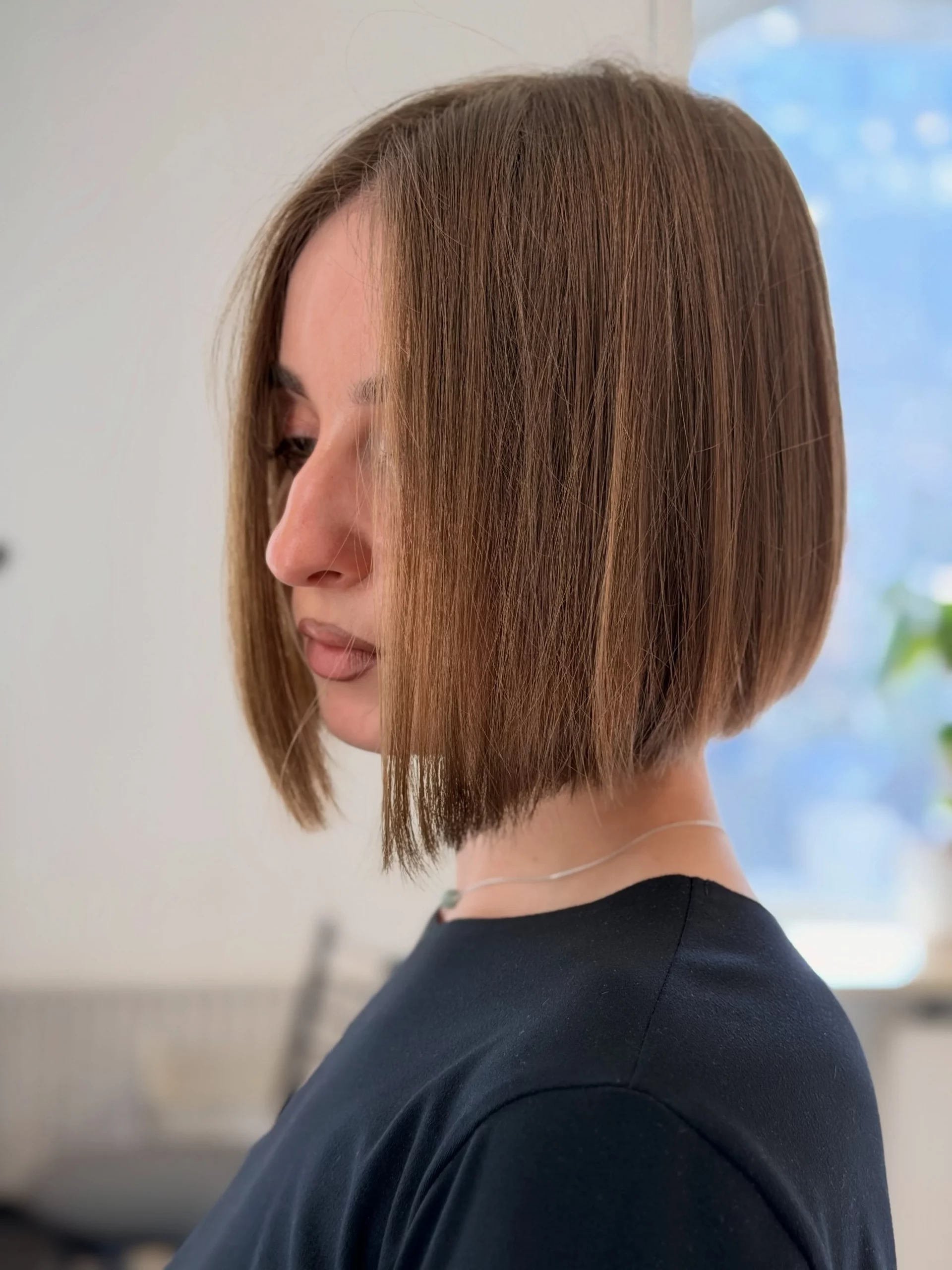 27 Stacked Angled Bob Haircuts for Modern Women