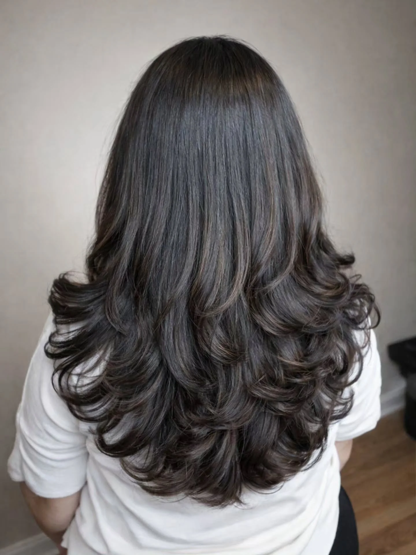 23 Best Layered Haircuts for Long Hair to Try