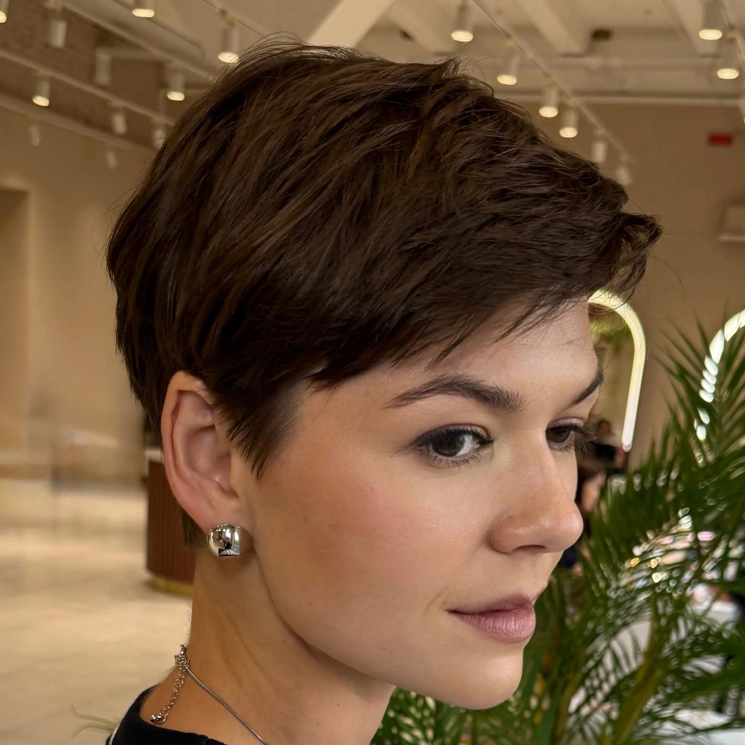 28 Short Haircuts for Women Who Want a Fresh Modern Look