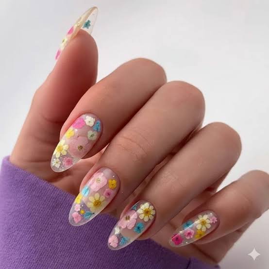 Long Almond with Embedded Pressed Flowers Long Almond with Embedded Pressed Flowers — Flower Nails