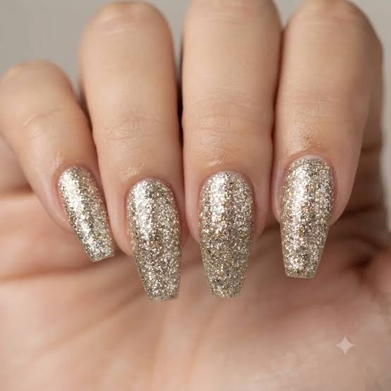Champagne Gold Dense Glitter Coffins Champagne Gold Dense Glitter Coffins — Concert Nails