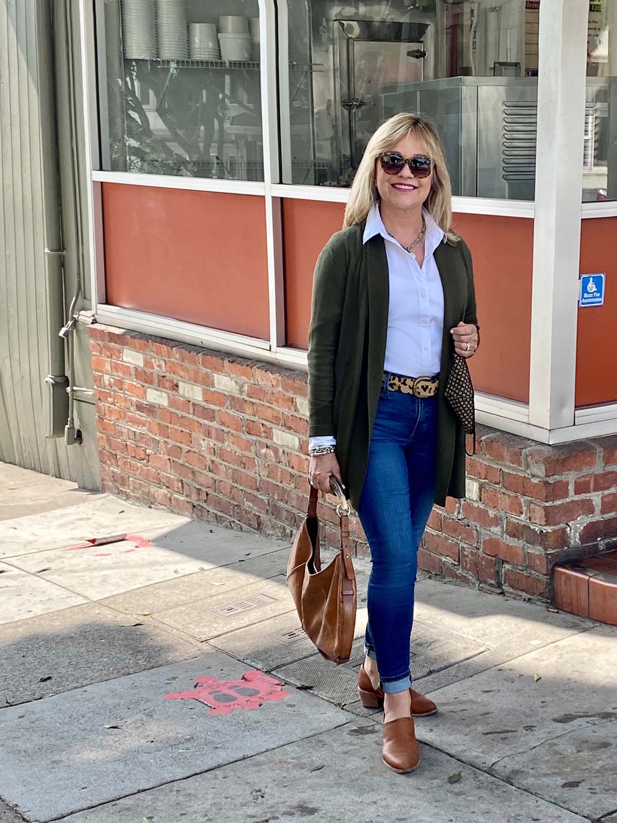 Longline Cardigan and Skinny Jeans for Daytime Casual Longline Cardigan and Skinny Jeans for Daytime Casual — Outfits for Women Over 50