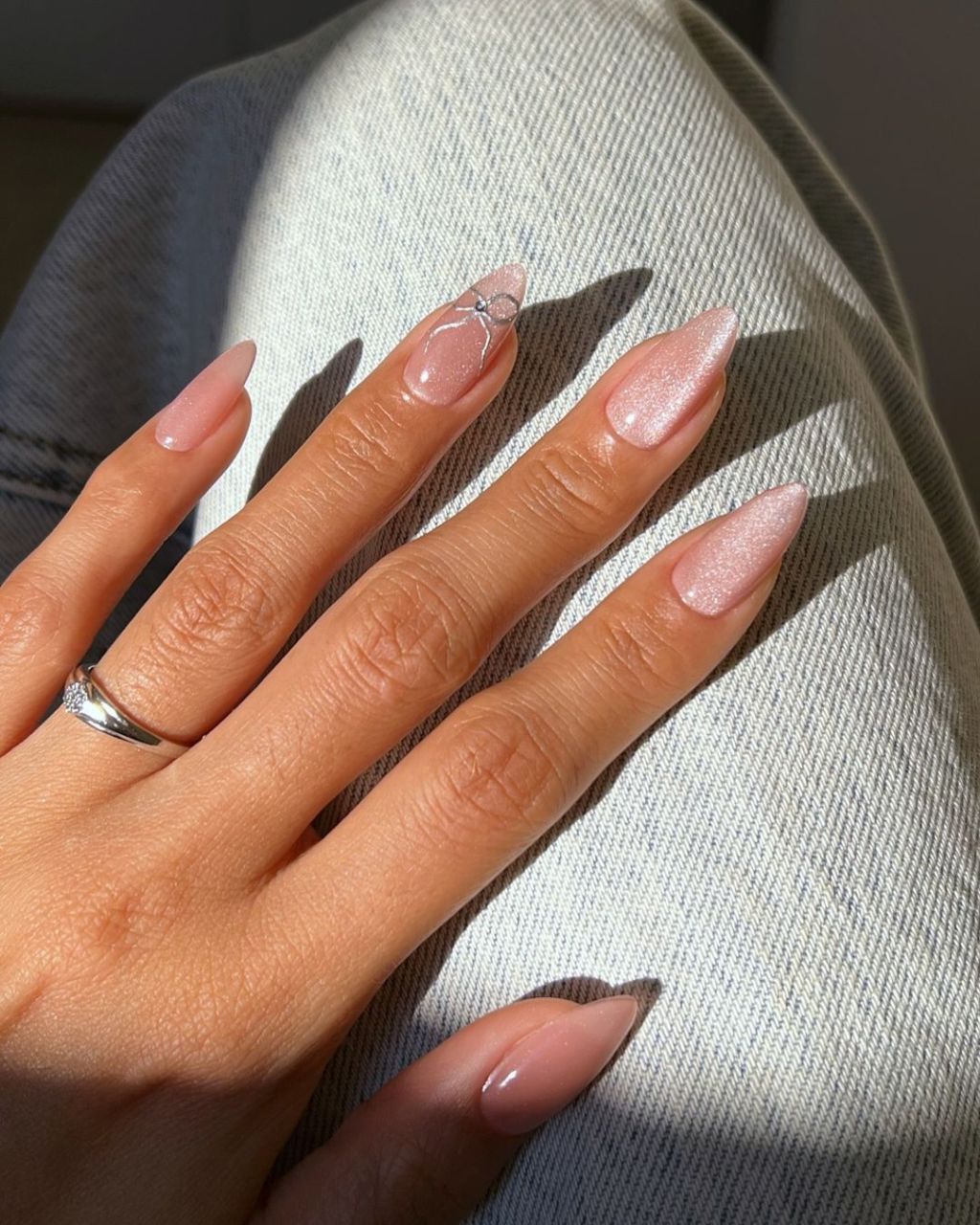 Shimmer Glossy Visual Idea Shimmer Glossy Visual Idea — Engagement Nails