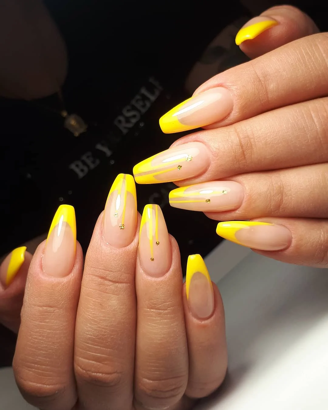 23 Trendy Nail Shapes And Manicure Ideas To Elevate Your Nail Style