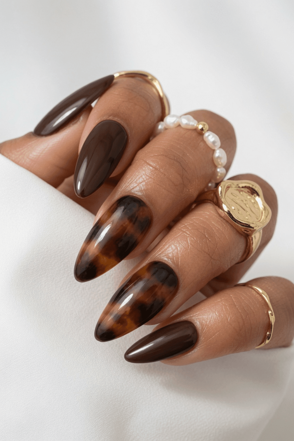 Long Stiletto Tortoiseshell and Deep Brown Long Stiletto Tortoiseshell and Deep Brown — Nails for Brown Skin
