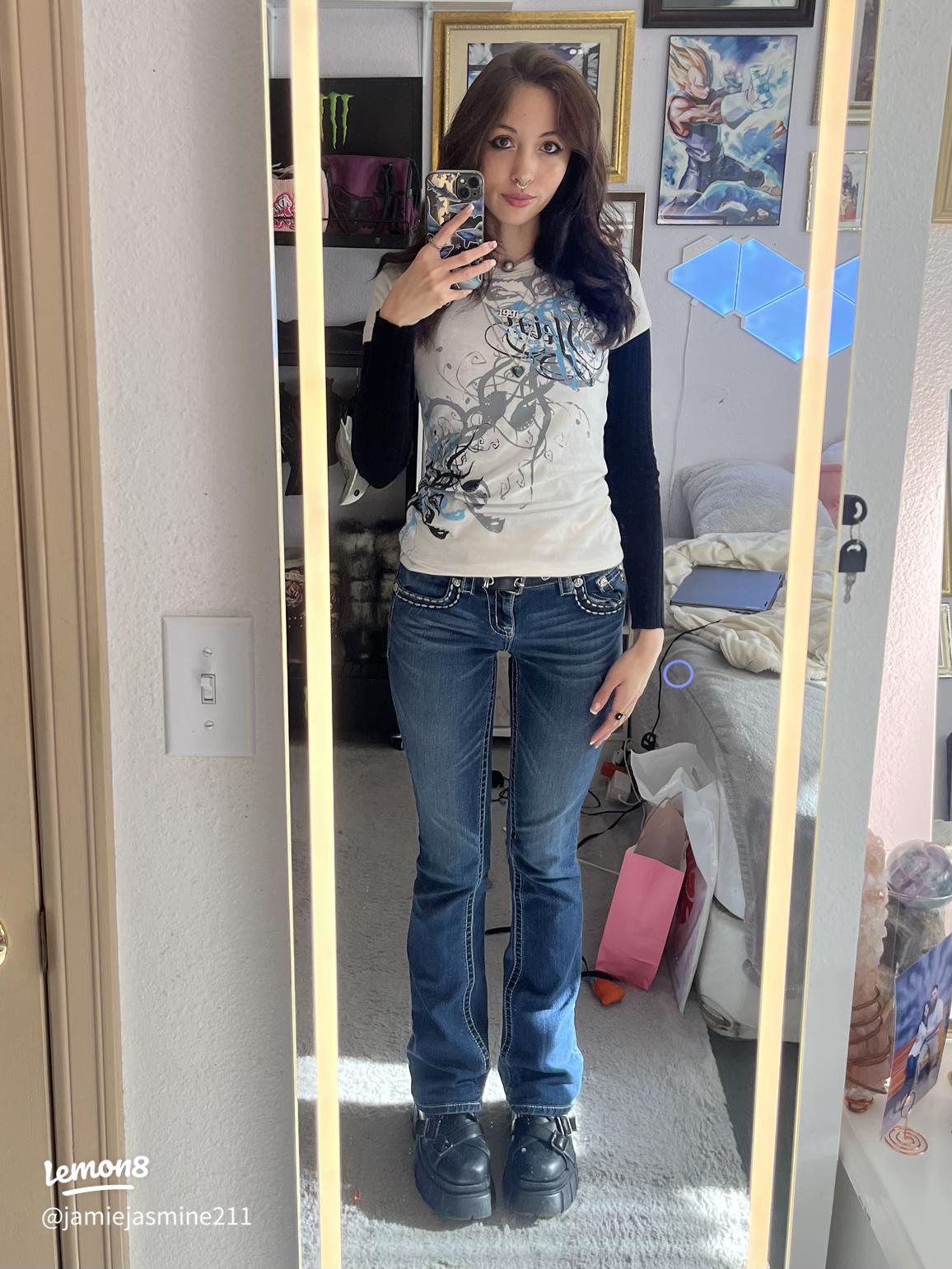 Graphic Tee Layered Over Long-Sleeve Shirt with Flared Jeans — Grunge Outfits