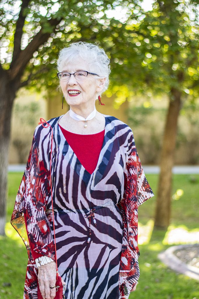 Bold Kimono for Resort Evening Style Bold Kimono for Resort Evening Style — Outfits for Women Over 70