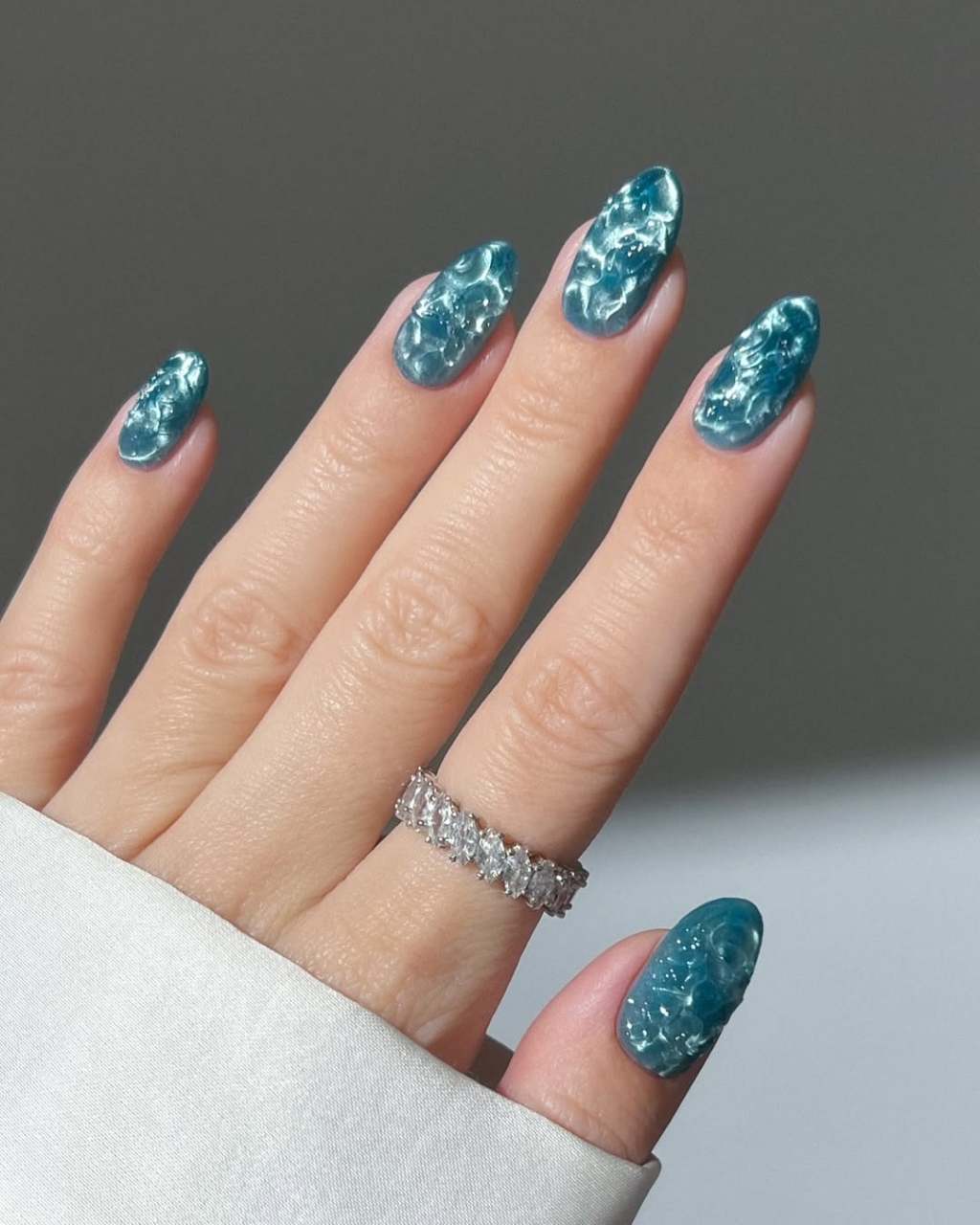 Textured Teal and Turquoise Wave Nails Textured Teal and Turquoise Wave Nails — Ocean Nails