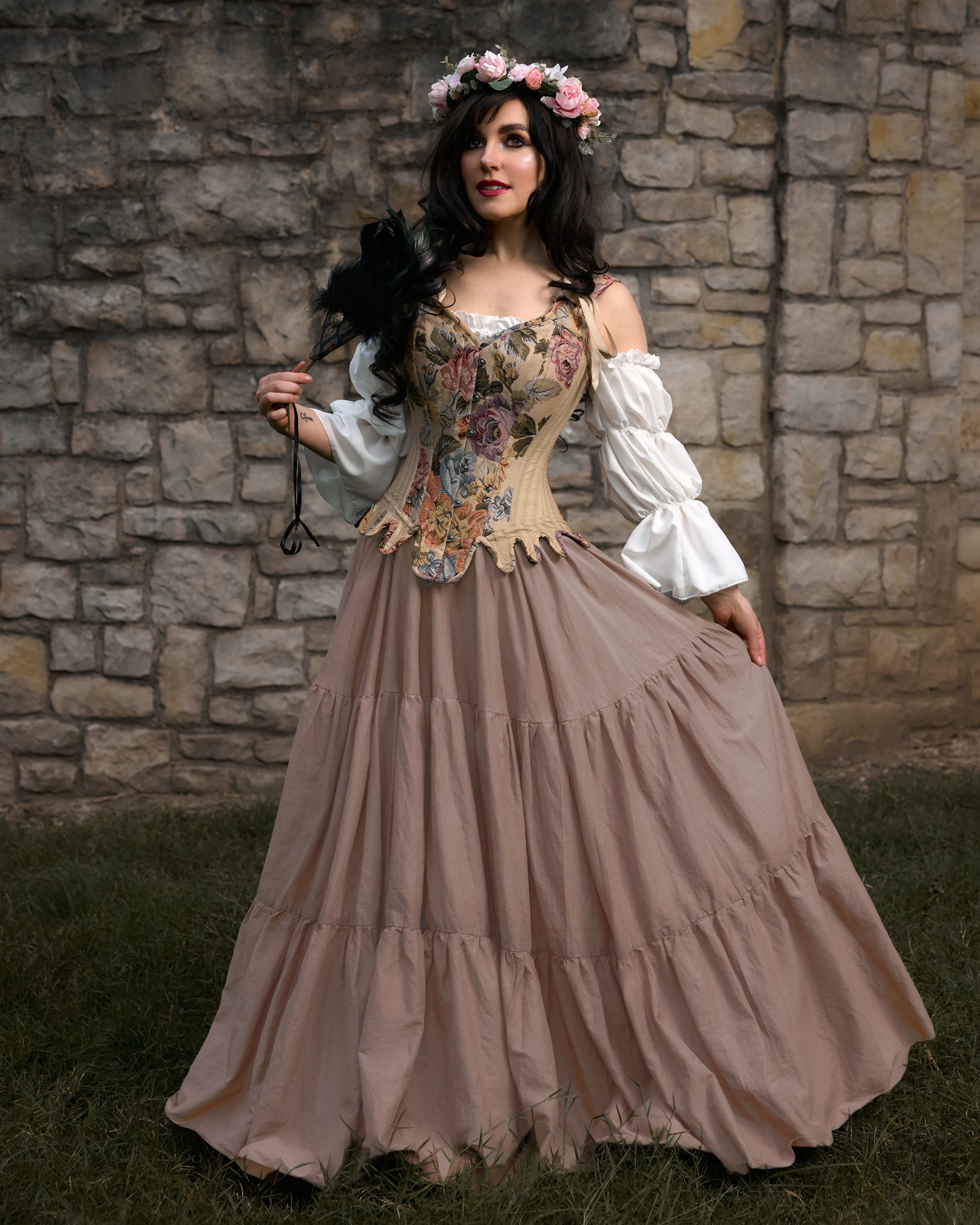 Dark Shoes Outfit Idea — Renaissance Faire Outfits