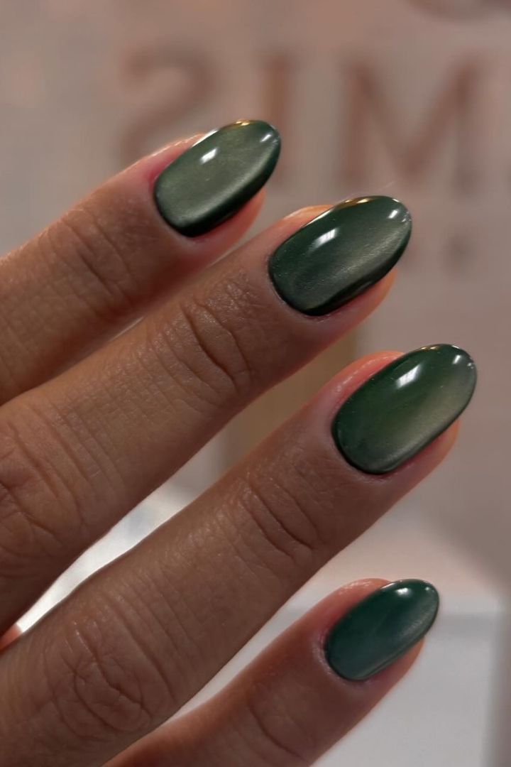 Deep Green Grey-Blue Cat Eye Ovals Deep Green Grey-Blue Cat Eye Ovals — Cat Eye Nails