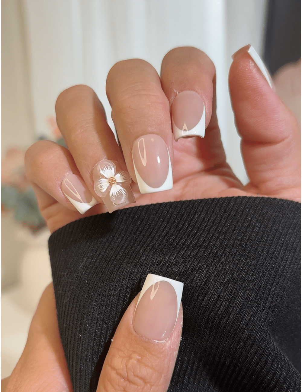 3D White Flower Accent French Tip — White French Tip Nails
