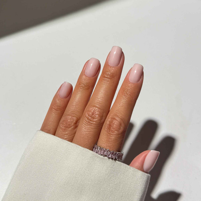 Everyday Elegant Visual Idea — Gel Nails