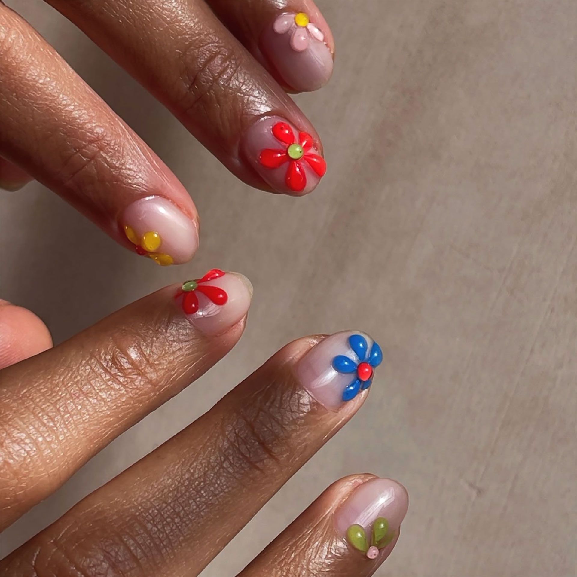 Short Round with Colorful 3D Flowers Short Round with Colorful 3D Flowers — Flower Nails