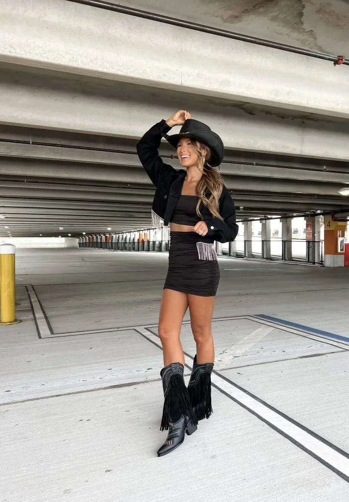 Fringe Details: A Statement Jacket and Boots for Concert Style Fringe Details: A Statement Jacket and Boots for Concert Style — Concert Outfits