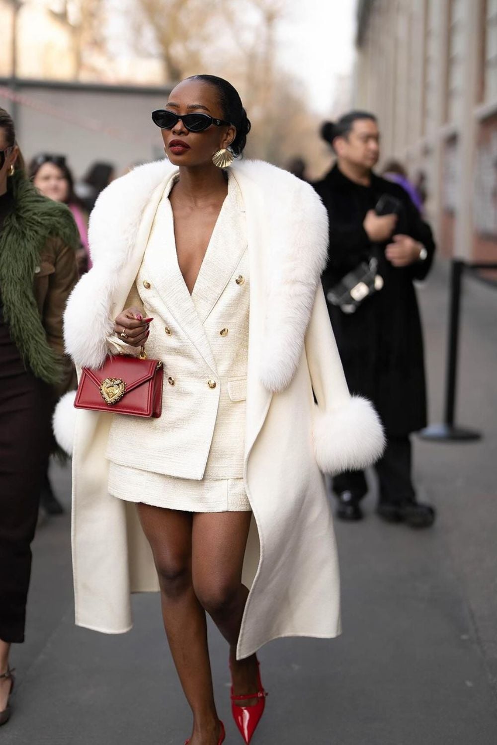 Textured White Set with Fur-Trimmed Coat Textured White Set with Fur-Trimmed Coat — Mob Wife Outfits